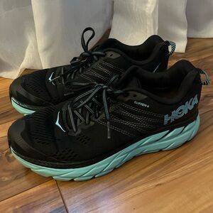 Hoka Clifton 6 (Size 7B)